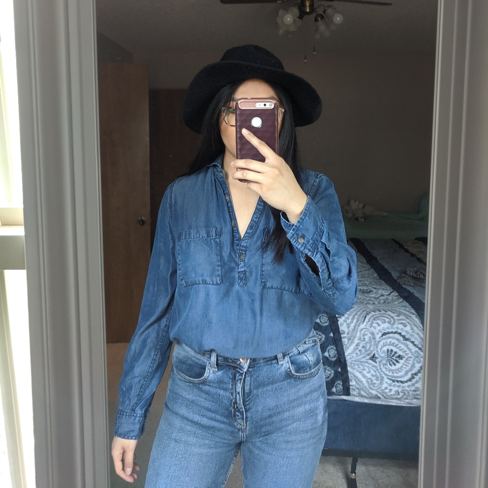 Maternity chambray shirt